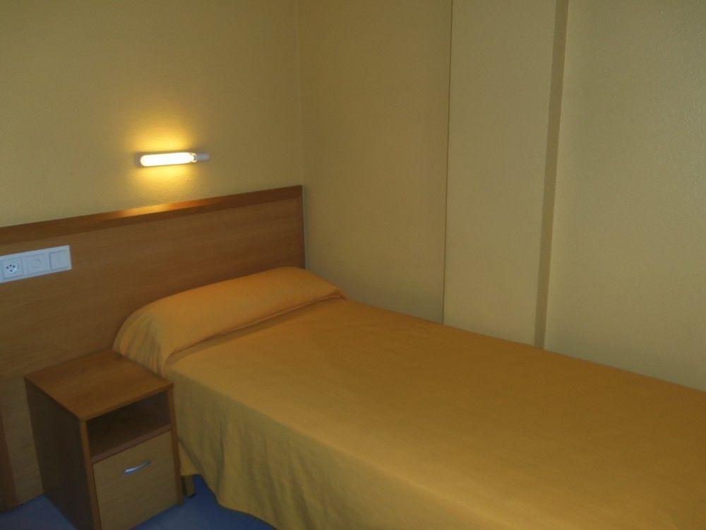 Hotel Delicias (Adults Only) Zaragoza Exterior photo