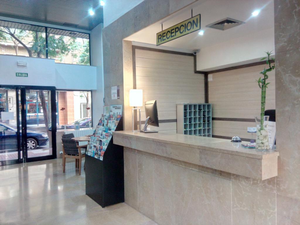 Hotel Delicias (Adults Only) Zaragoza Exterior photo