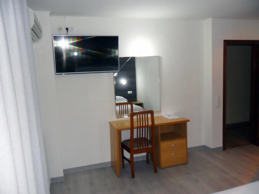 Hotel Delicias (Adults Only) Zaragoza Exterior photo