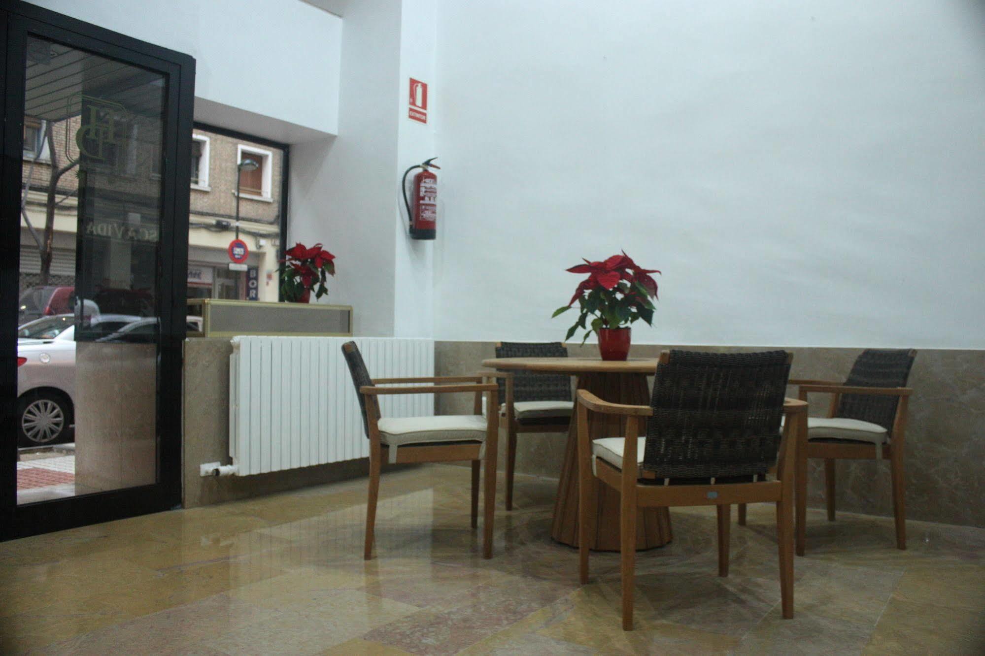 Hotel Delicias (Adults Only) Zaragoza Exterior photo